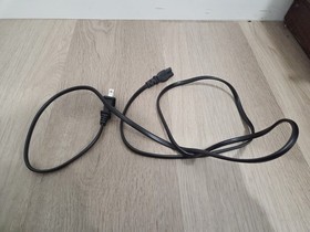 Sony PS4 Slim + Camouflage Controller + Original Box &ndash; Great Condition