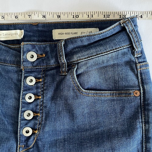 Pantalones de mezclilla Anthropologie Pilcro tiro alto acampanados elásticos botones mosca para mujer talla 28 - Imagen 8 de 11