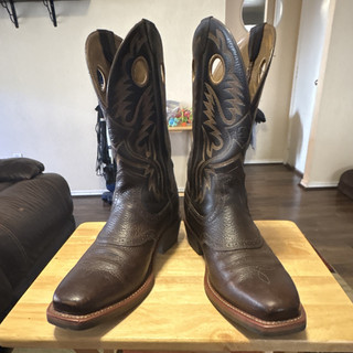 Ariat Brown Leather Western Cowboy Boots w/ Pull Holes & Embroidered Shaft.13D