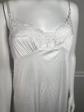 Vassarette Vintage white Full Slip Size 42 Nylon Lace Lingerie Made In USA sexy