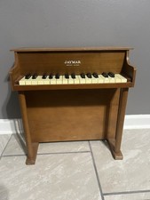VINTAGE JAYMAR 30 KEYS CHILD'S UPRIGHT WOODEN PIANO MADE IN USA WORKING