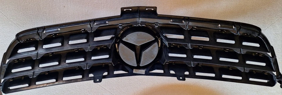 ✅ 2012-2015 Mercedes W166 ML Ml350 Grelha Frontal OEM com Emblema Novo Preto Perfeito - Imagem 2 de 3