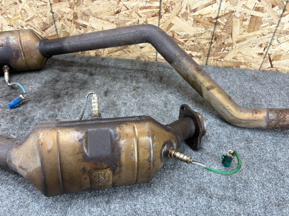 JUEGO SILENCIADOR TUBO COLECTOR ESCAPE FORD THUNDERBIRD 2002-2005 OEM Foto 2 de 4