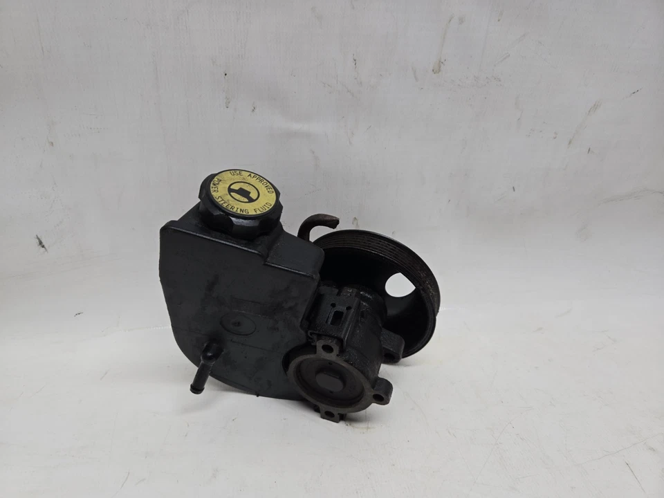 Jeep Cherokee XJ 96-01 Power Steering Pump - Image 2 of 3