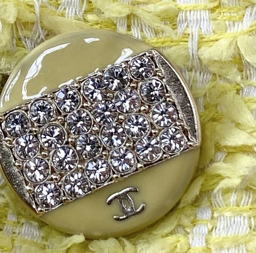 Bright CHANEL Lemon Yellow PASTEL Cruise Resort 2012 Tweed Skirt Suit RUNWAY ! - Picture 8 of 22
