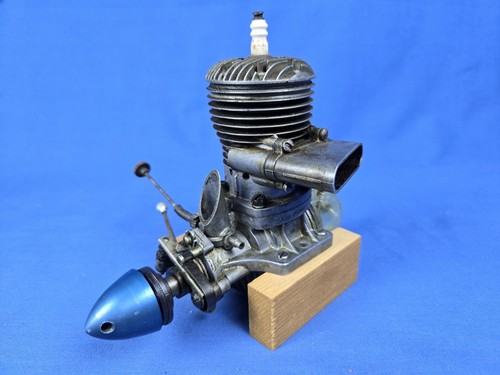 VINTAGE ANDERSON SPITFIRE 6100 SERIES MODEL ENGINE