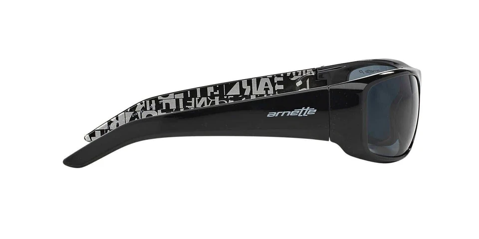 Мужские солнцезащитные очки ARNETTE AN4182 Hot Shot Wrap, глянцевые черные/серые поляризованные, 62 мм - Изображение 3 из 3