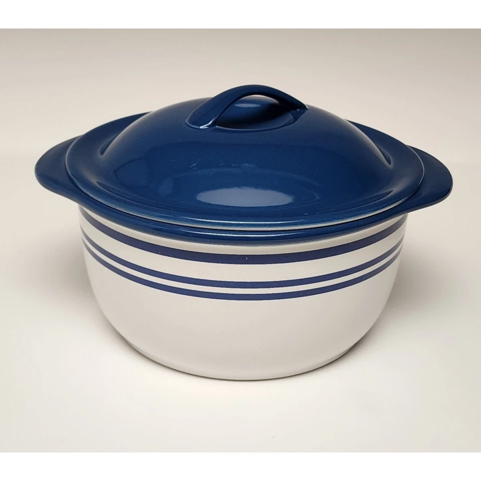 Caçarola coberta Corelle Coordinates Classic Cafe azul 1,5 qt tampa de assadeira - Imagem 3 de 4