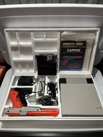 Nintendo NES Action Set Console CIB Complete W/ Manual & Inserts Authentic