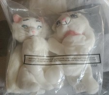 Disney Bean Bag Plush SET OF 2 The Aristocats MARIE AND DUCHESS MIB Sealed