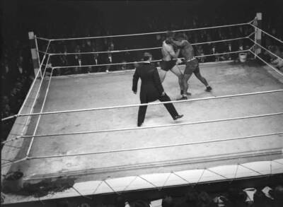 Boxing Wells V Beckett 1920 Old Photo 1