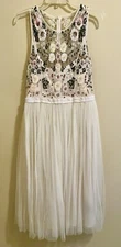 Stunning! Needle & Thread Formal Dress Embellished Sequins Tulle Sleeveless Sz 8