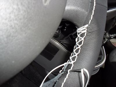 Coprivolante In Pelle Traforata Fatta A Mano Per Fiat Bravo, Doblo, Grande Punto, Linea, Qubo E Opel Combo, Nero