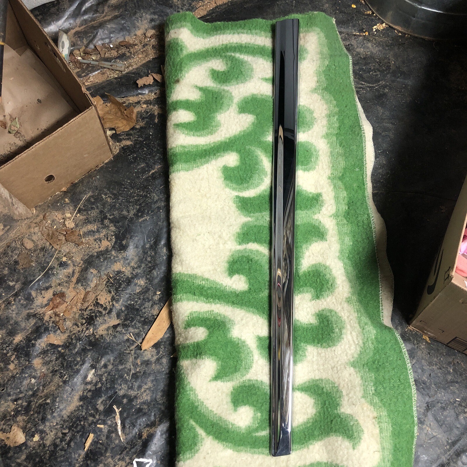 Genuine Nissan Pathfinder Front Door Molding Chrome Left (20132020