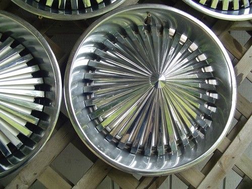 4 VINTAGE 1973 74 75 Plymouth Fury Barracuda Belvedere RD Runner Valiant Hubcaps - Picture 5 of 15