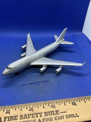 Vintage Diecast Realtoy Boeing 747 Plane with Landing Gear 6''