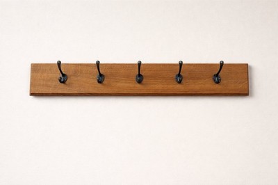 Wandgarderobe aus massiver Eiche - 5 Haken (60 cm x 10 cm)