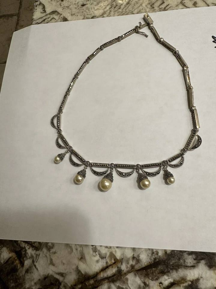 Collar de perlas de plata de ley de marcasita Foto 3 de 4