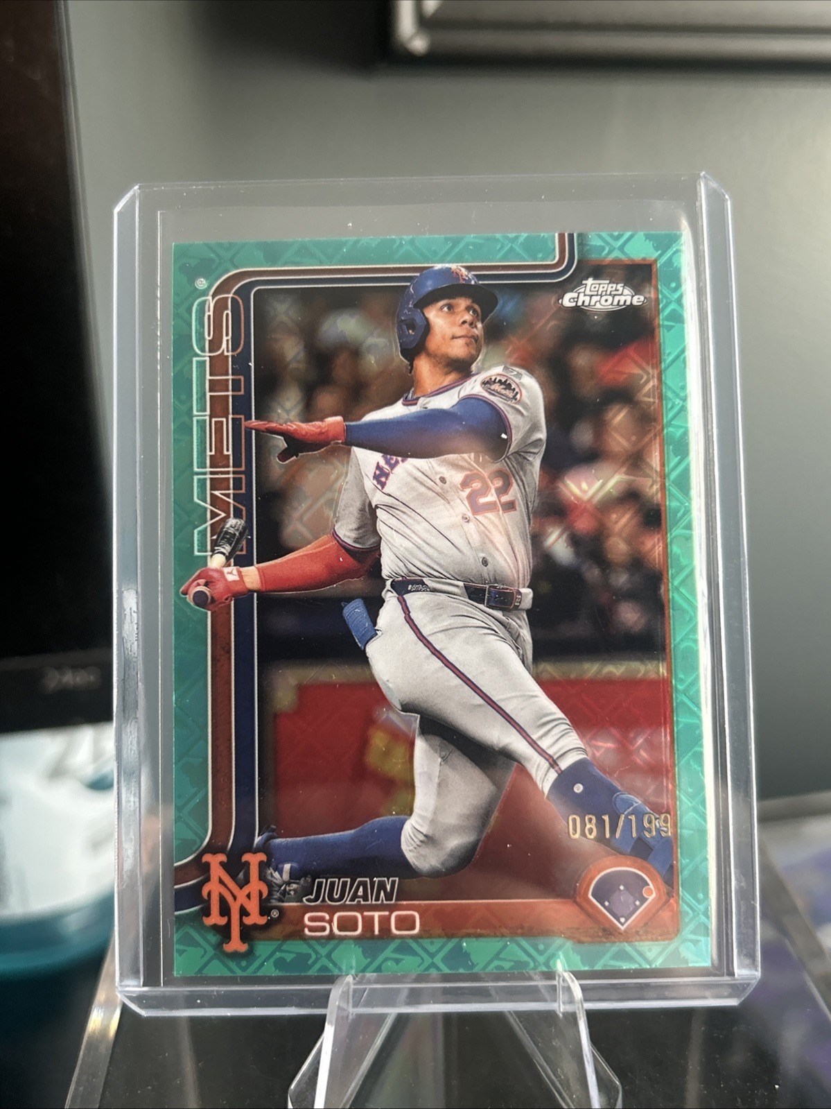 2025 Topps Chrome - Juan Soto #200 Aqua Raywave Refractor /199 Logofractor