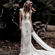 Bohemian Lace Wedding Dresses Boho Vintage V-neck Backless Beach Bridal Gowns