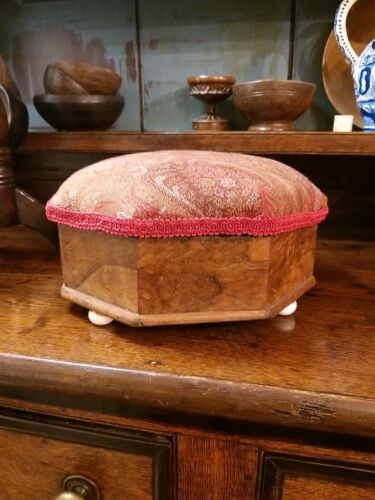 A Lovely burr wood Victorian Footstool original box stool sewing etc - Picture 3 of 8