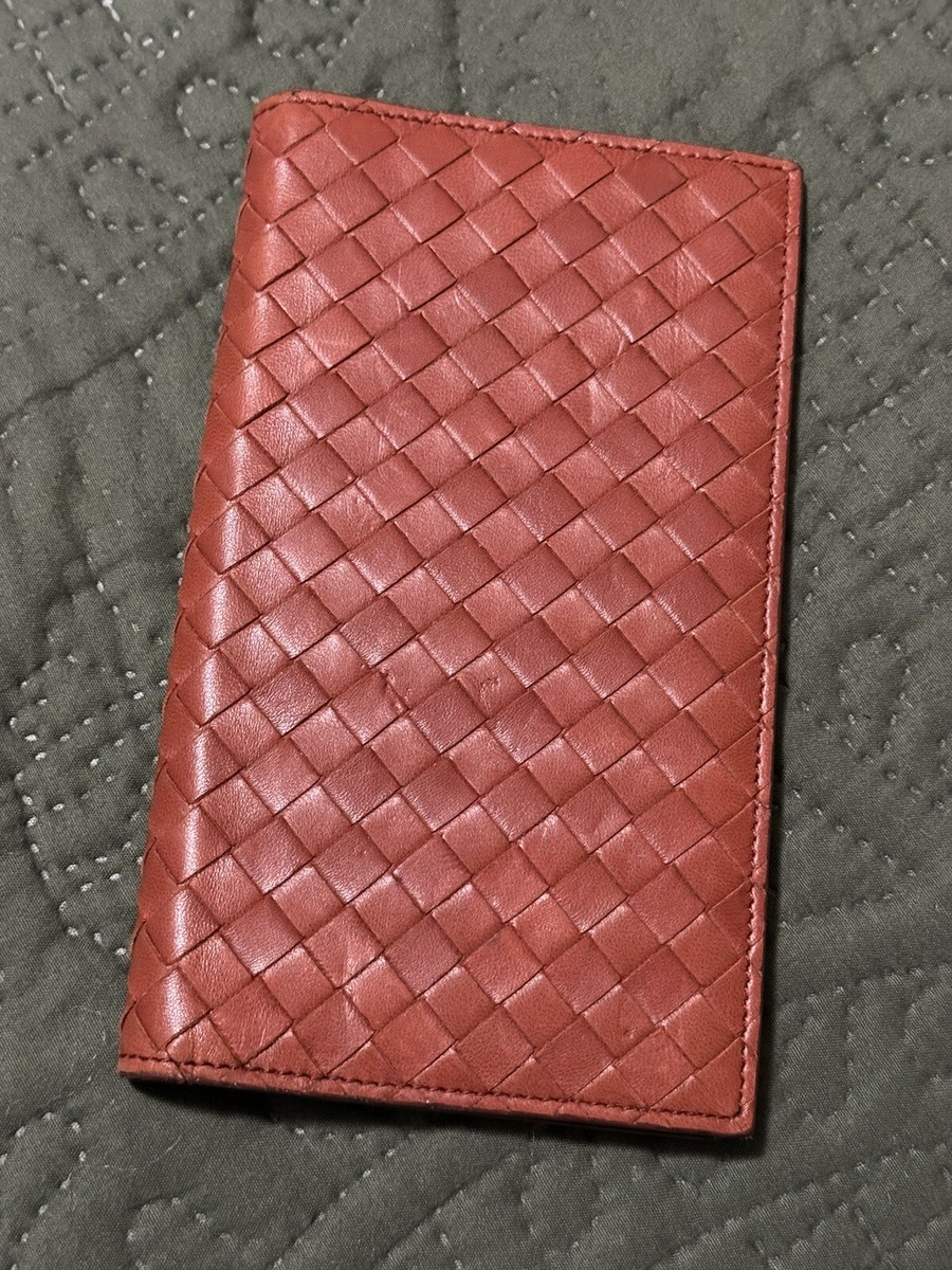 Bottega Veneta★Intrecciato Washed Lamb Trifold Wallet Bottega Veneta Intrecciato Lambskin Tri-Fold Zip Wallet