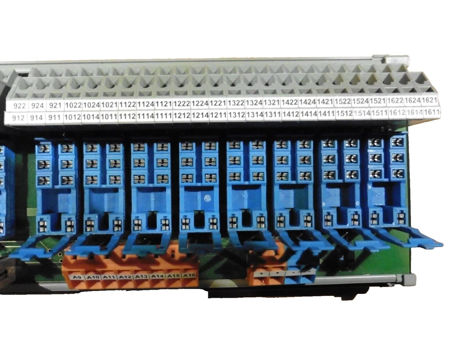 M14652241603 - Module vide pour 16 relais Finder 1 ou 2 RT support rail DIN - Photo 3/4