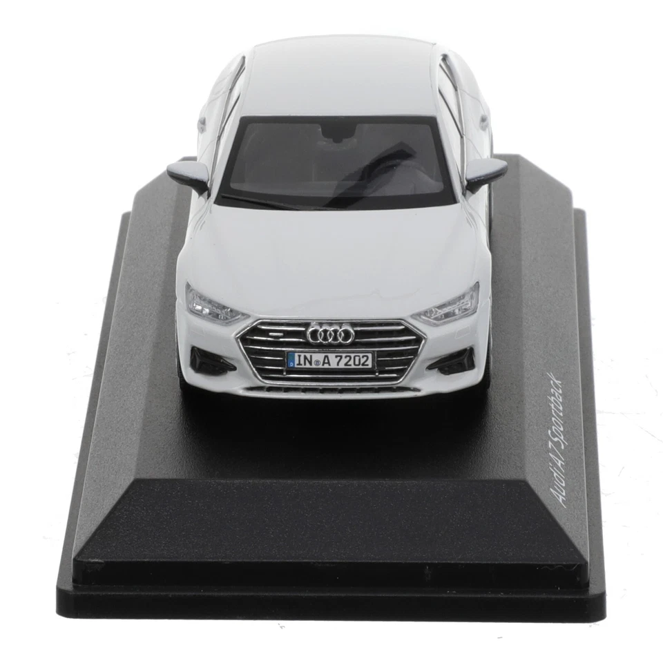 Modelo de coche Audi A7 Sportback 1.43 blanco Foto 4 de 4