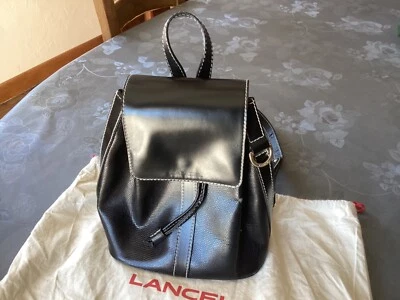LANCEL Vintage Sac à dos cuir noir grainé Occasion.Bretelles ajustables cuir . - Photo 1/4