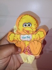 VINTAGE 1988 PLAYSKOOL FOOT JINGLES SESAME ST YELLOW BIG BIRD SOCK RATTLE PLUSH