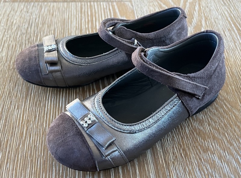 Eli Girls Suede Leather Mary Jane Shoes In Brown Size EURO 28/US 10.5 EUC