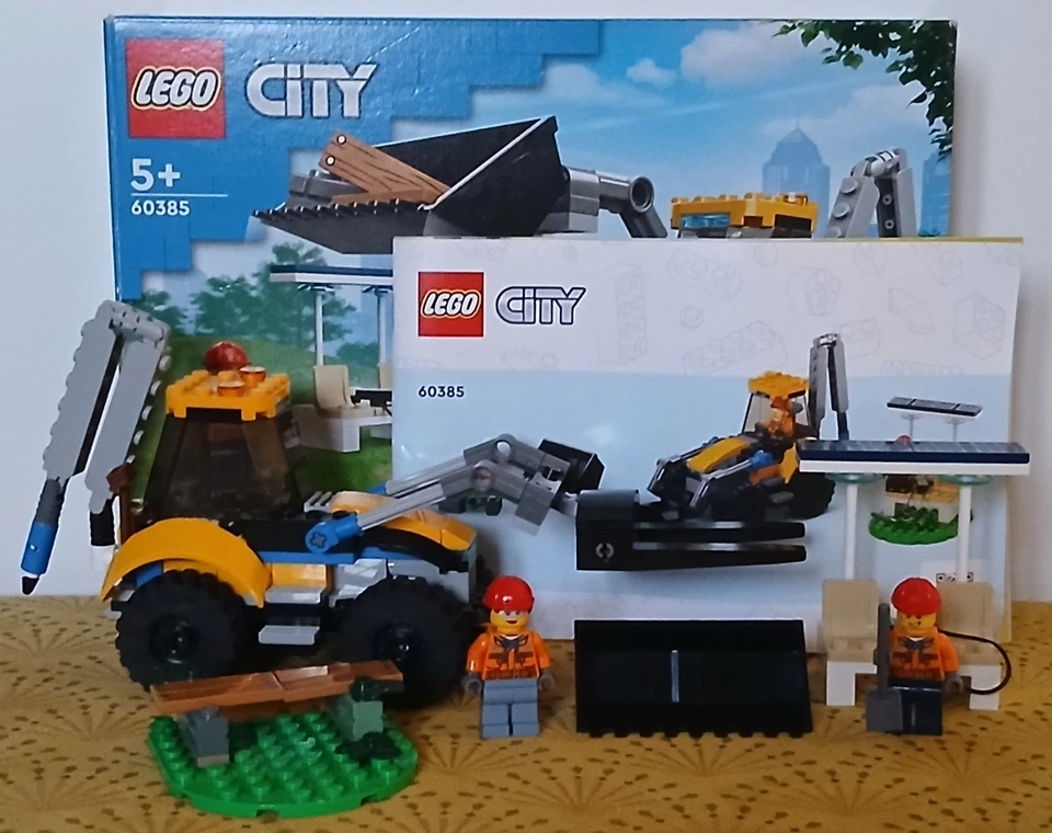 LEGO City 60385 Construction Digger, photo 1 sur 5