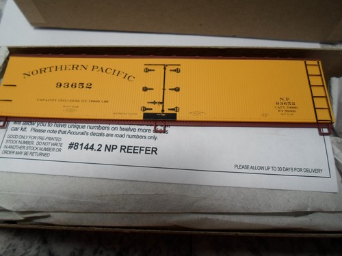 Coche refrigerador de madera Accurail #8144B 40 ft, Northern Pacific RD #93652 | Zustand: New