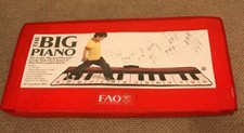 FAO Schwarz Big Piano Dance Mat with Built-in Songs - 70" Instructions Excellent