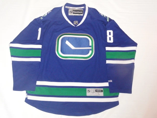 CAMISETA ALTERNATIVA FIRMADA POR JAKE VIRTANEN RBK VANCOUVER CANUCKS CERTIFICADO DE AUTENTICIDAD JSA Foto 3 de 3