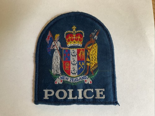楯 ニュージーランド(クィーンズランドポリス) エンブレム 置物 New