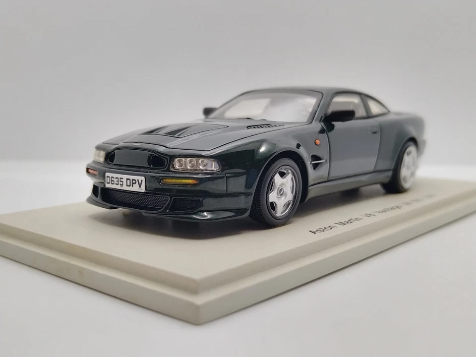 Spark 1/43 Aston Martin V8 Vantage LM 600 1999. Extremely Rare! - Image 2 of 4