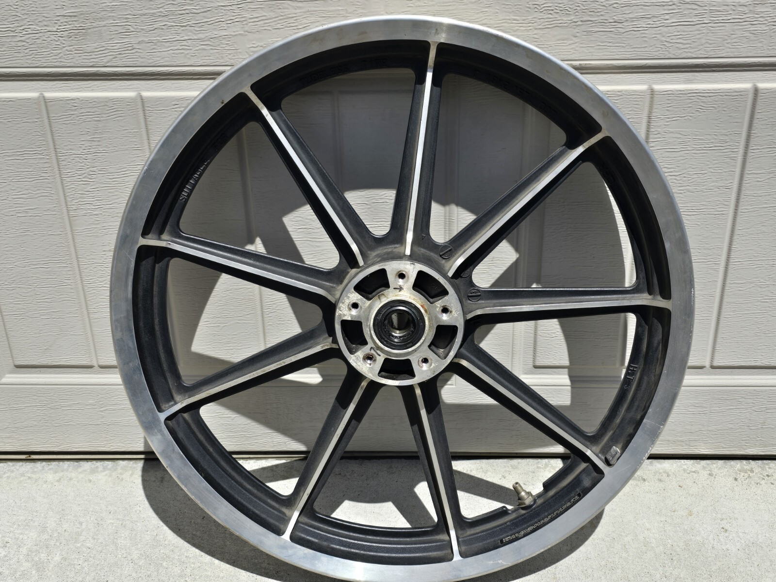 Harley Davidson Front FXR 9 Spoke Mag Wheel 19 eBay