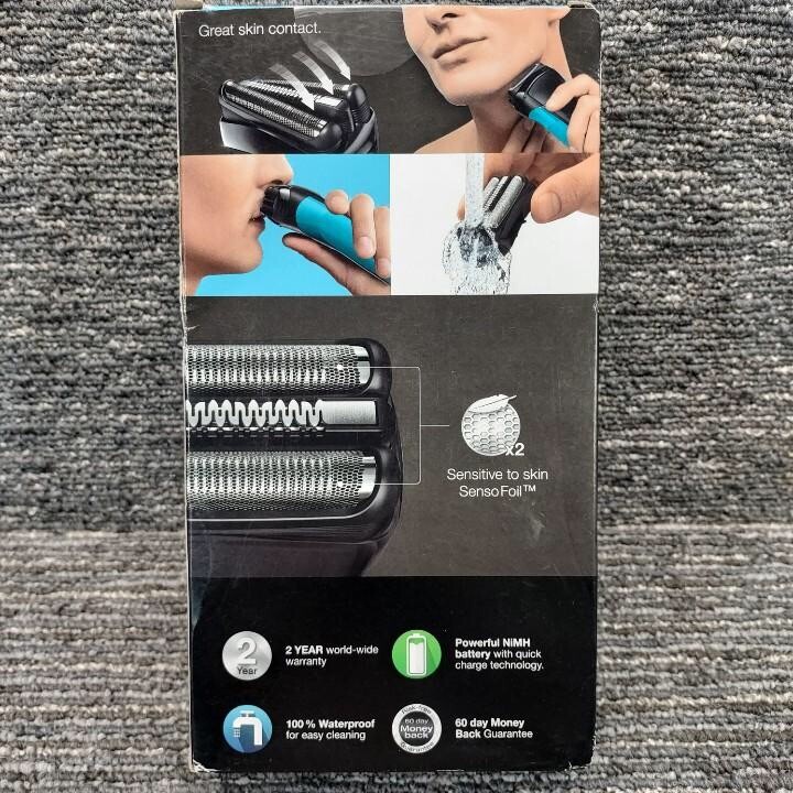 Braun 310s Series 3 Wet and Dry Shaver