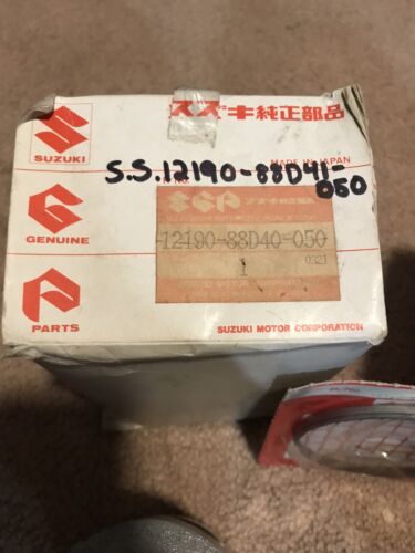 NEW SUZUKI GENUINE OEM 12100-88D40-025 & 12190-88D40-050 Pistons And Rings. H - Picture 6 of 18