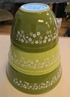 Vintage Pyrex Spring Blossom Green Crazy Daisy Redesign Mixing Bowl Set of 3