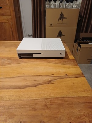 Xbox One S