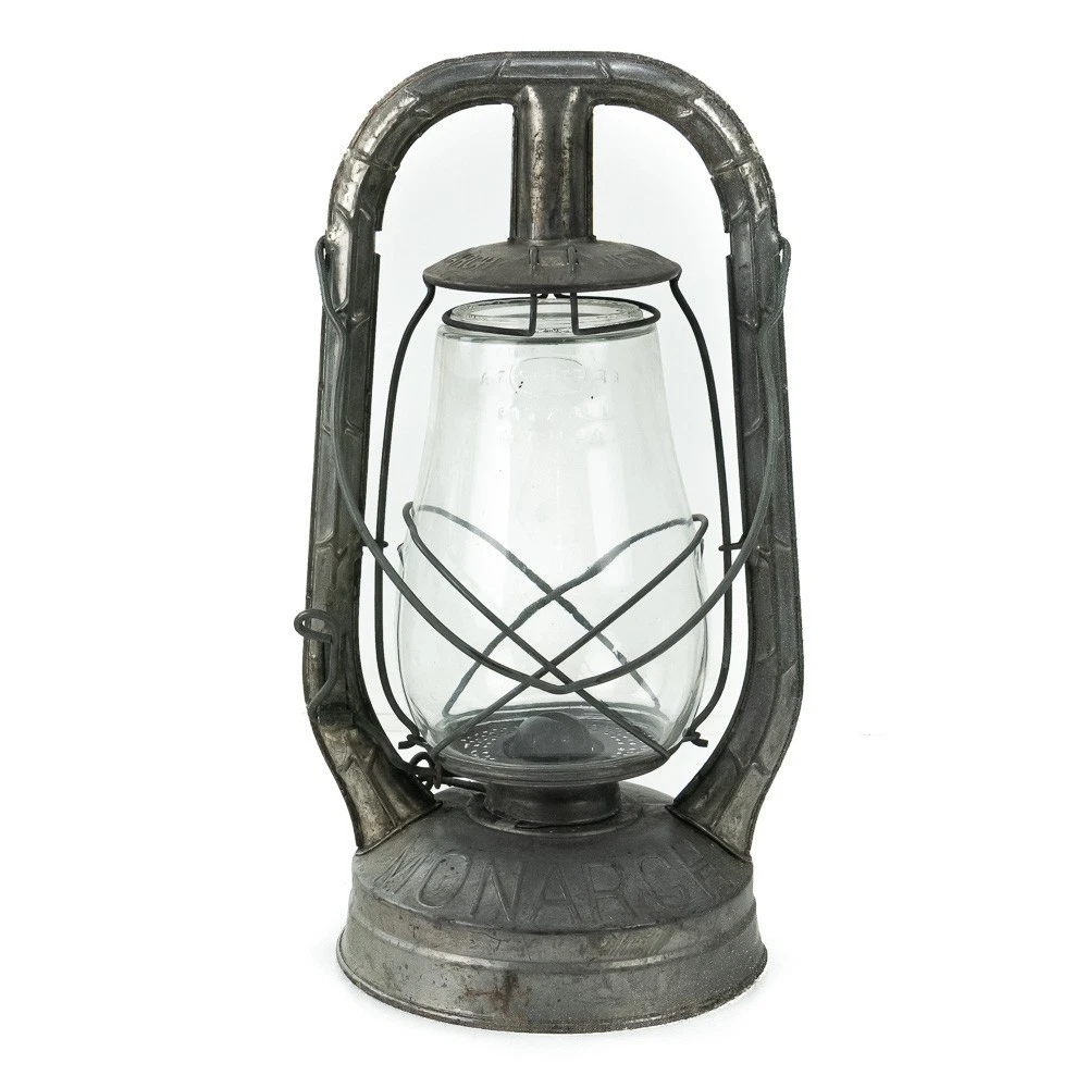 Dietz Monarch Lantern In Collectible Railroad Lanterns & Lamps for