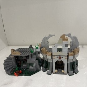 LEGO The Lord of the Rings Attack on Weathertop 9472, 99% w Manual no Minifigure