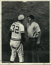 1986 Press Photo University of Alabama - Baseball Harry Walker, Umpire