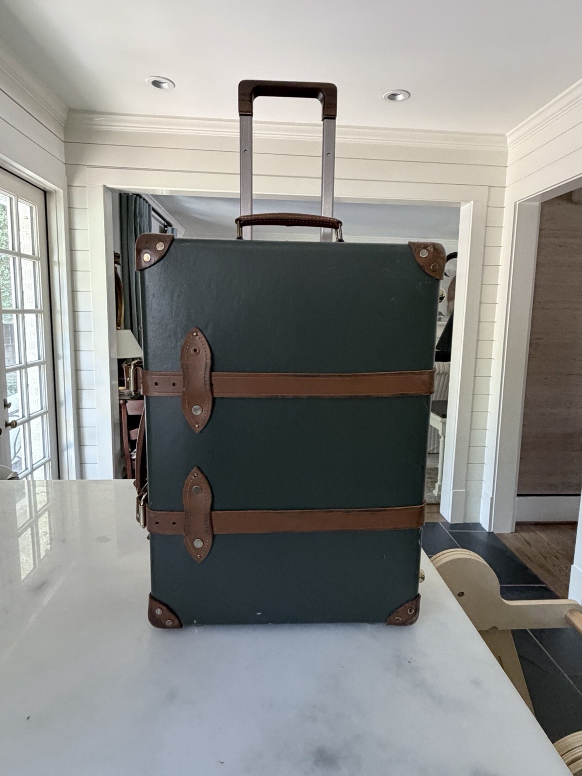Safari Collection 2 Wheel Carry-on Suitcase 21"