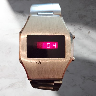 RARE Vintage Novus 1970