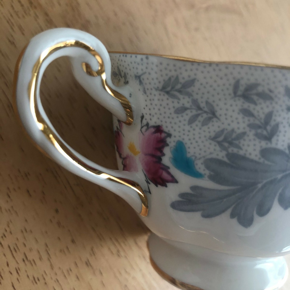 New Chelsea Fine Bone English Porcelain teacup/saucer/plate New Chelsea Fine Bone English Porcelain teacup/saucer/plate