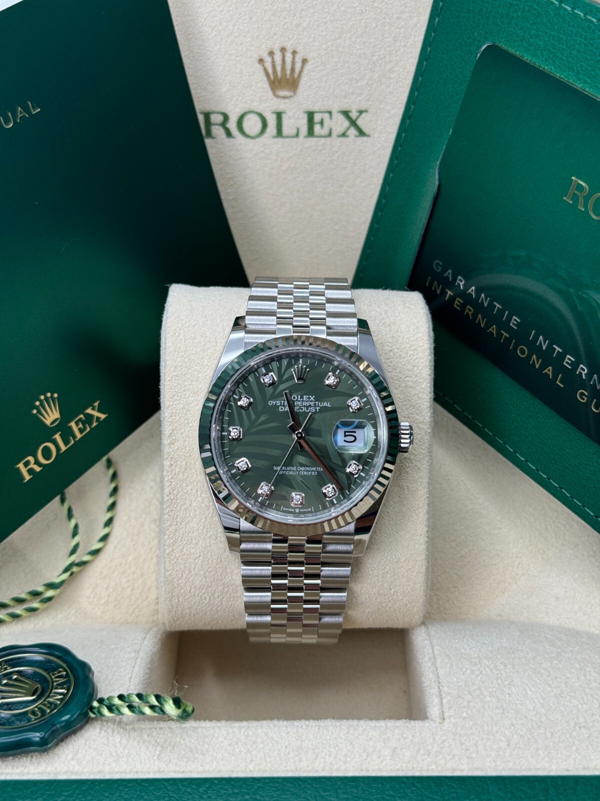 Rolex Datejust 36 NEW 2024 DISCONTINUED Green Palm Diamond Motif Dial Jubilee