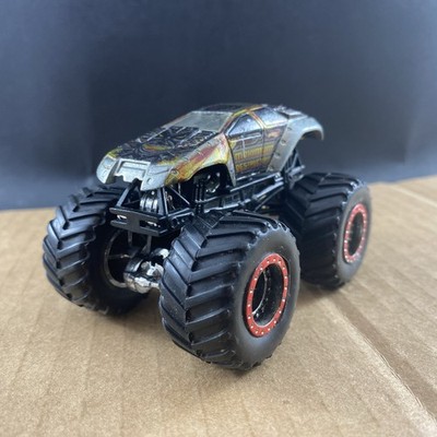 Hot Wheels Monster Jam Maximum Destruction Monster Truck 1:64, COMB SHIP $1